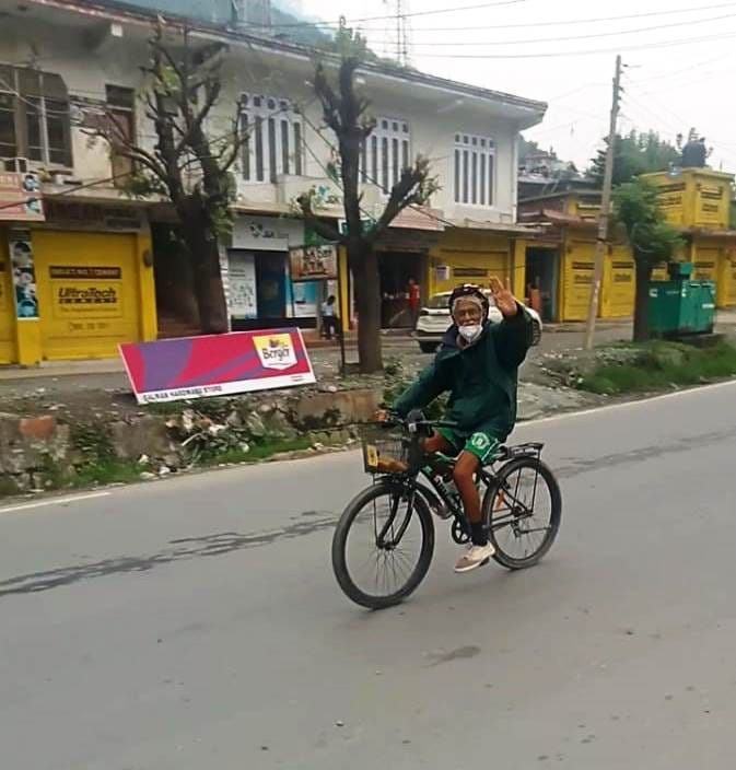 उधमपुर पहुंचे साइकलिस्ट प्रो. किरण सेठ उधमपुर पहुंचे साइकलिस्ट प्रो. किरण सेठ