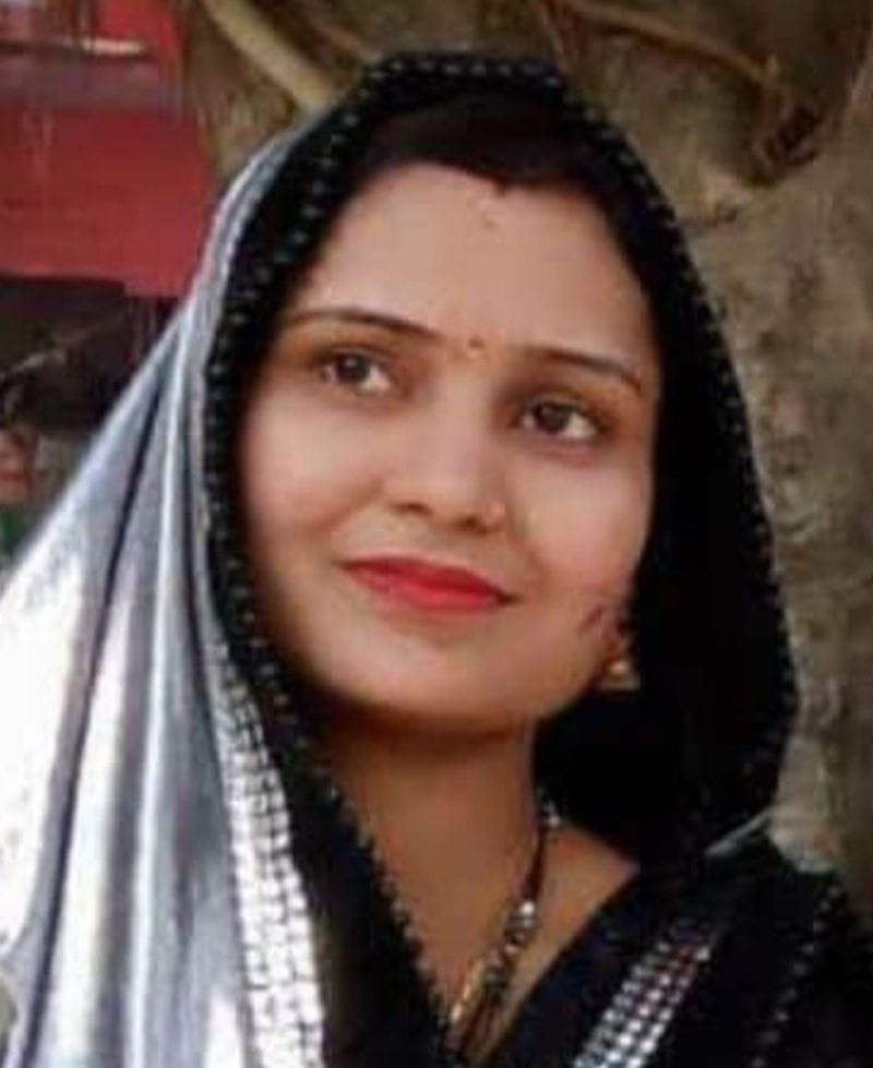 मृतक रुचि। संवाद