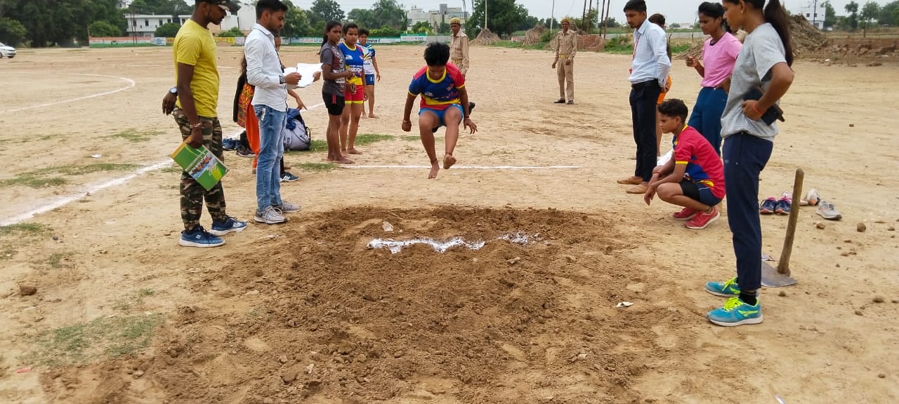 Kannauj: Sanjana in wrestling, Shabnam hit the ground in long jump Kannauj: Sanjana in wrestling, Shabnam hit the ground in long jump