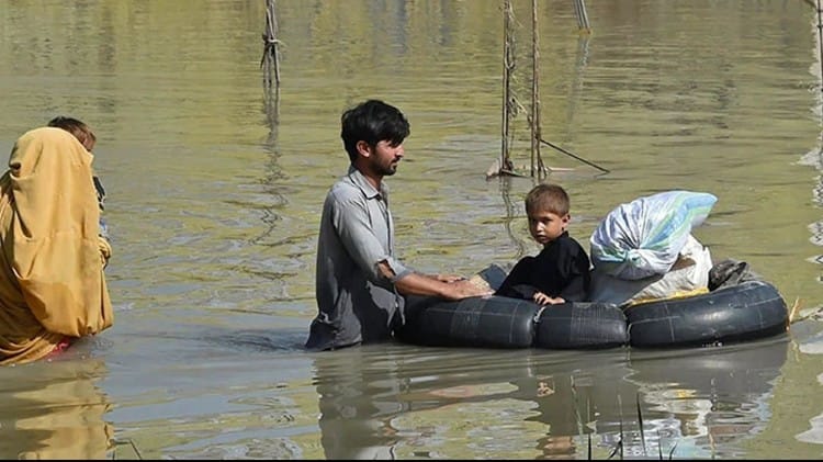 पाकिस्तान में बाढ़