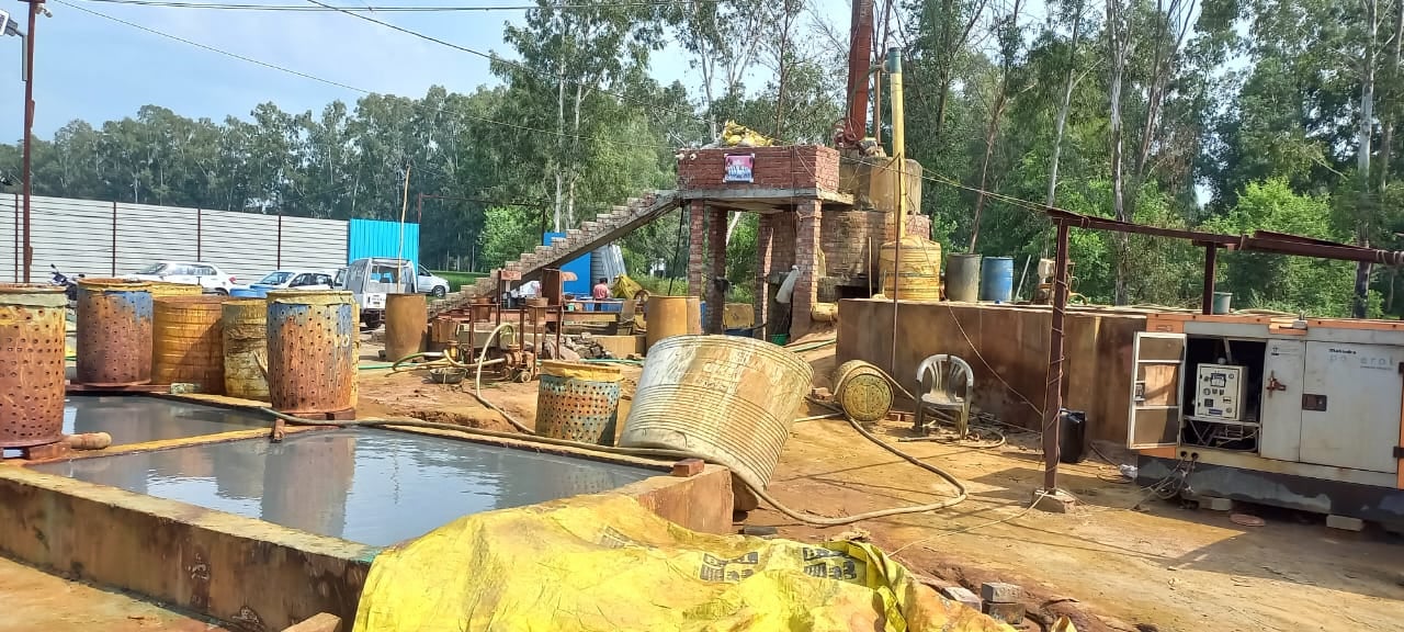 गांव सीवन माजरा में जिंक सल्फेट की अवैध फैक्टरी। संवाद गांव सीवन माजरा में जिंक सल्फेट की अवैध फैक्टरी। संवाद