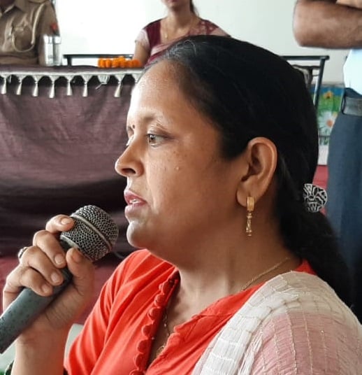 शिक्षिका नितिका गोयल शिक्षिका नितिका गोयल