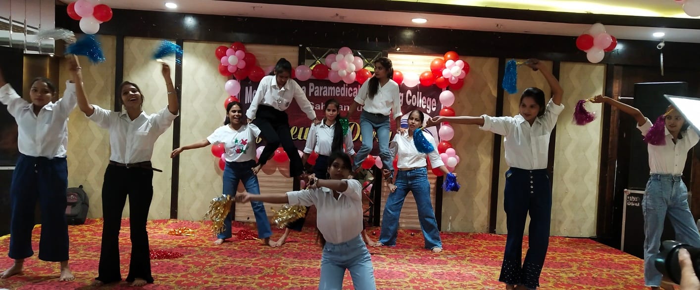 मदर टेरेसा पैरामेडिकल एण्ड नर्सिंग कॉलेज के फेयरवेल कार्यक्रम में सांस्कृतिक कार्यक्रम की प्र? मदर टेरेसा पैरामेडिकल एण्ड नर्सिंग कॉलेज के फेयरवेल कार्यक्रम में सांस्कृतिक कार्यक्रम की प्र?