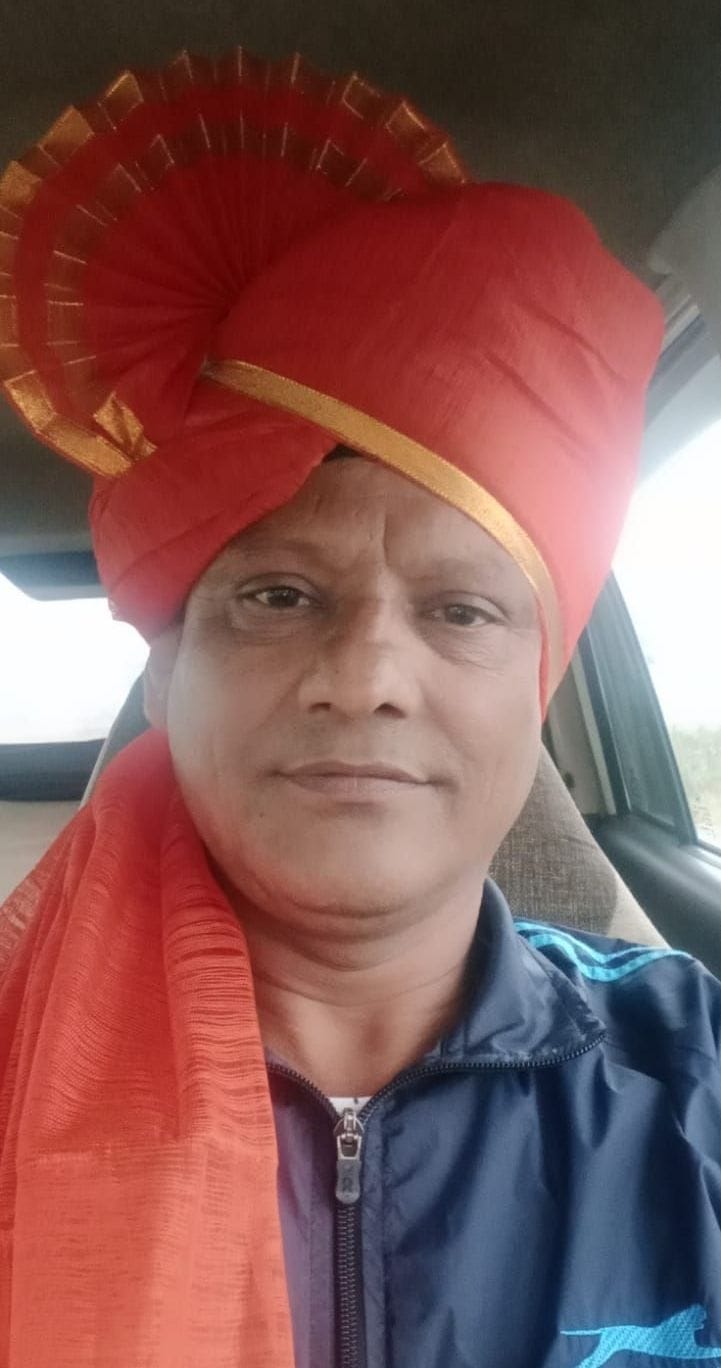 गांव जुआं निवासी प्रशिक्षक संजीत पहलवान।