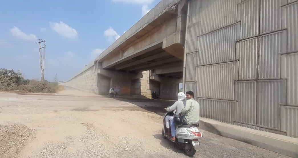 मेरठ-करनाल हाईवे पर सिंभालका फ्लाईओवर। मेरठ-करनाल हाईवे पर सिंभालका फ्लाईओवर।
