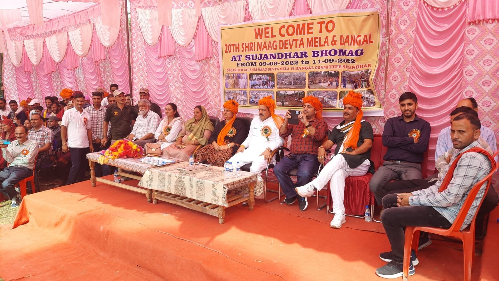 सुरजनधार मेले के दूसरे दिन मौके पर पहुंचे जिला उपायुक्त,ड़ीड़ीसी,बीड़ीसी,सरपंच व पंच।