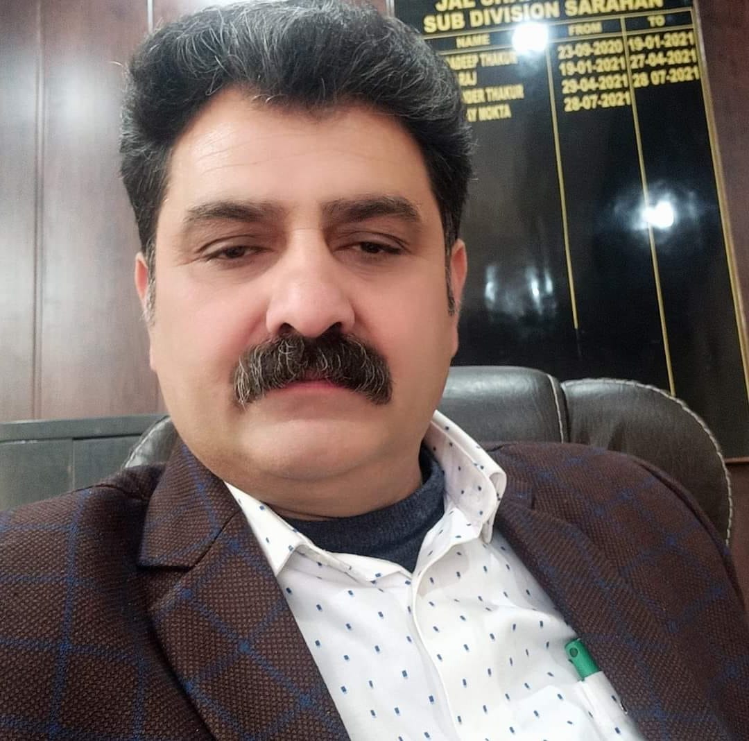 सहायक अभियंता संजय मोकटा। सहायक अभियंता संजय मोकटा।