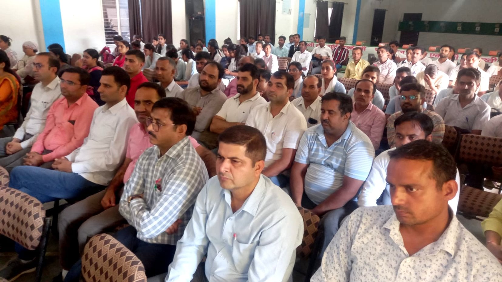 बागपत के सम्राट पृथ्वीराज डिग्री कालेज में हिंदी दिवस की पूर्व संध्या पर आयोजित कार्यक्रम में भ? बागपत के सम्राट पृथ्वीराज डिग्री कालेज में हिंदी दिवस की पूर्व संध्या पर आयोजित कार्यक्रम में भ?