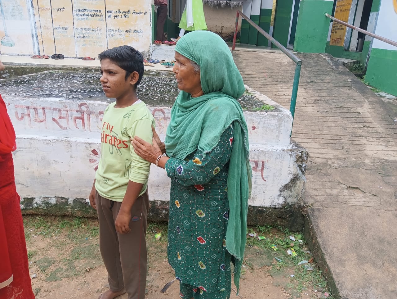 15बीएनडीपी03-कमरुद्दीन 15बीएनडीपी03-कमरुद्दीन