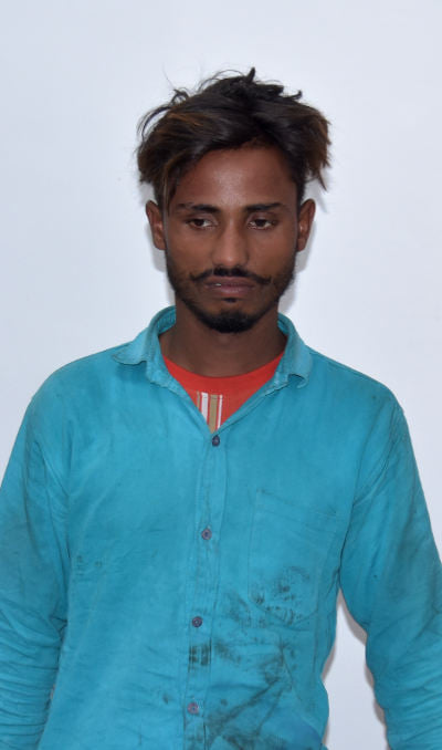 नकली नोट बनाने के आरोप में पकड़ा गया आरोपी नकली नोट बनाने के आरोप में पकड़ा गया आरोपी