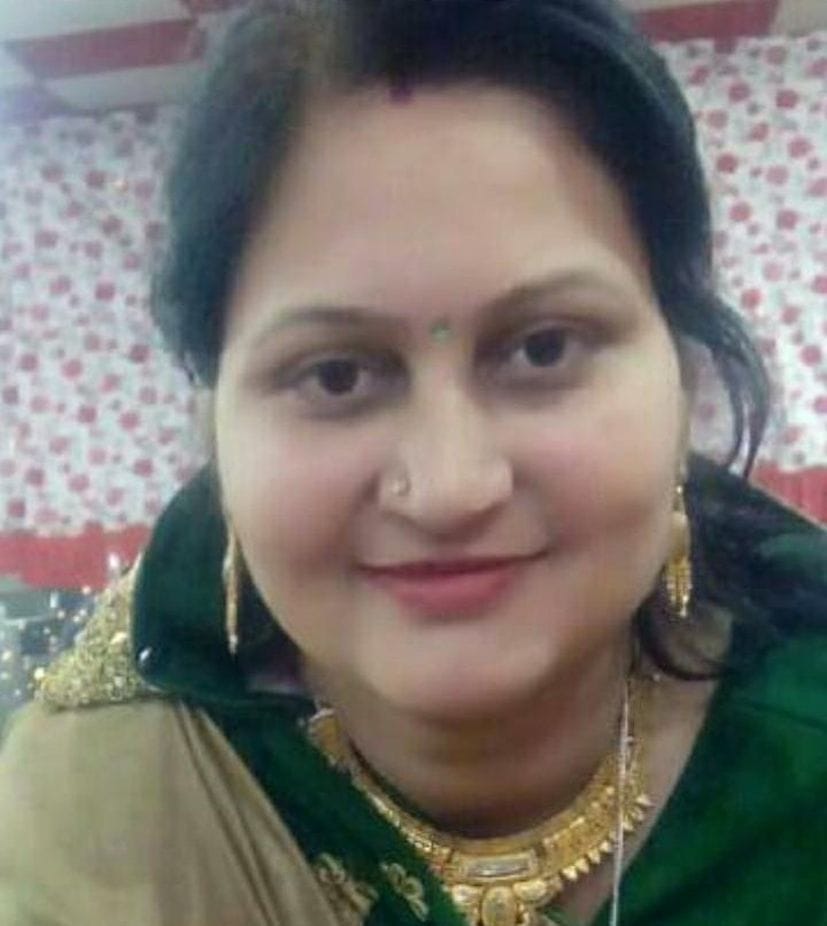 श्वेता। श्वेता।