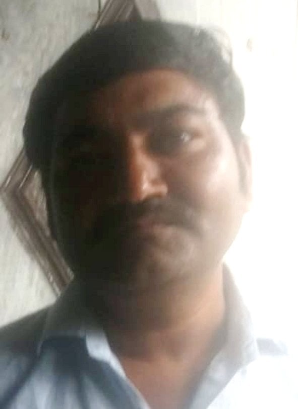 बरसिया गांव के दीपक कुमार बरसिया गांव के दीपक कुमार