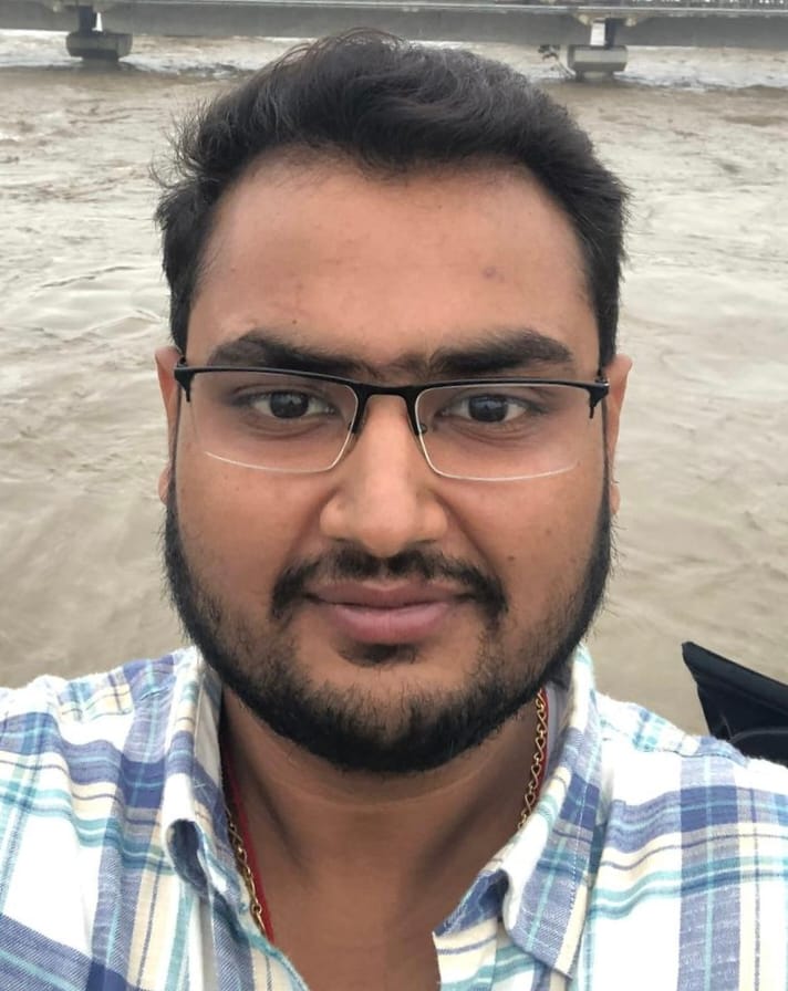 कपड़ा कारोबारी अमन गुप्ता कपड़ा कारोबारी अमन गुप्ता