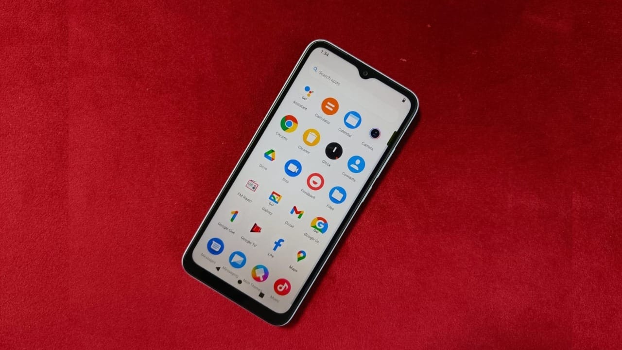 Redmi A1 Review: 6,299 रुपये की कीमत में डुअल कैमरा और शानदार डिजाइन वाला फोन