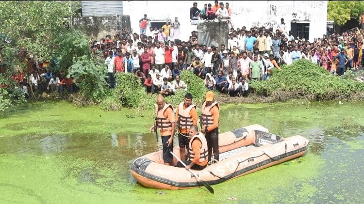 Lucknow Road Accident