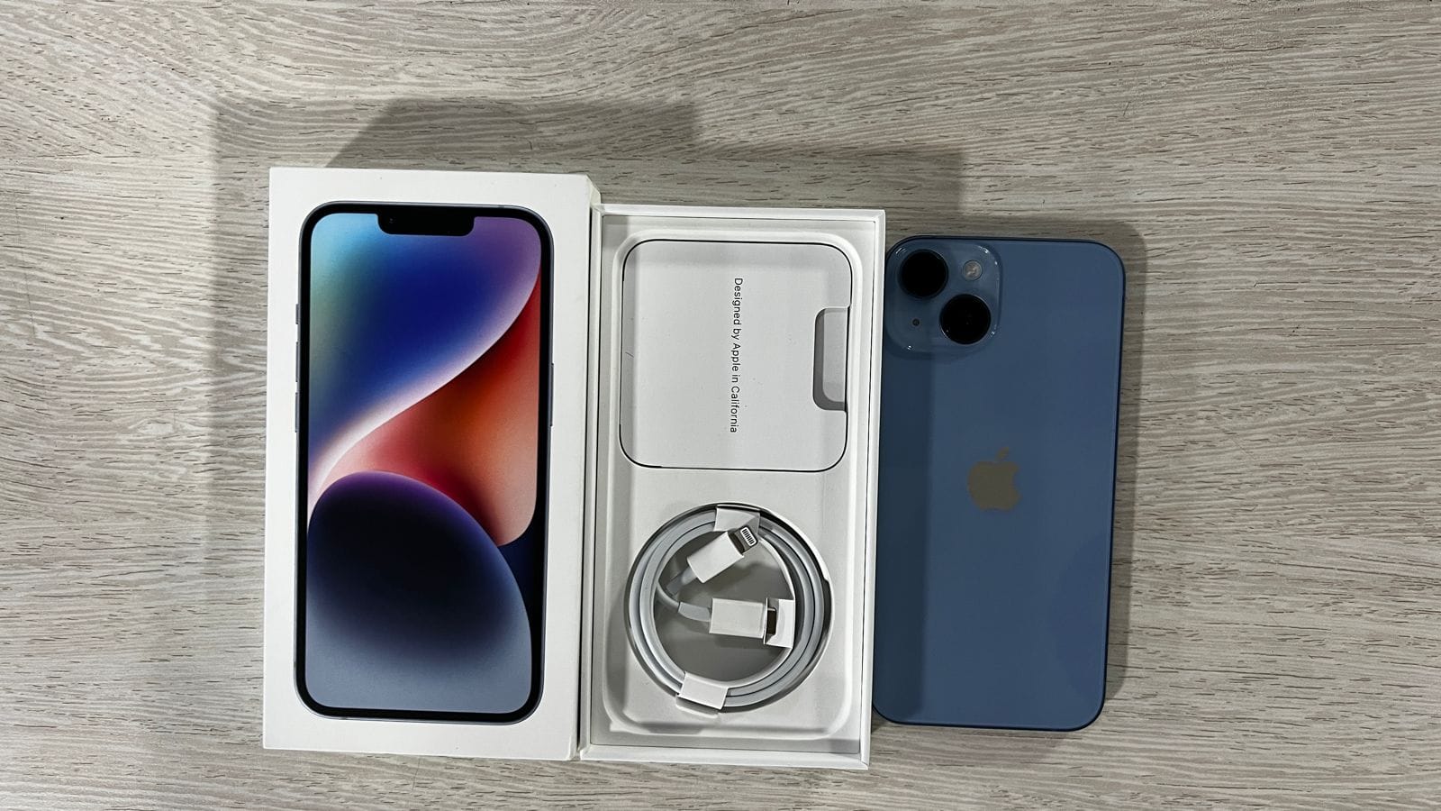 iPhone 14 Review: क्या यह नया फोन खरीदना चाहिए या iPhone 13 बेस्ट है?