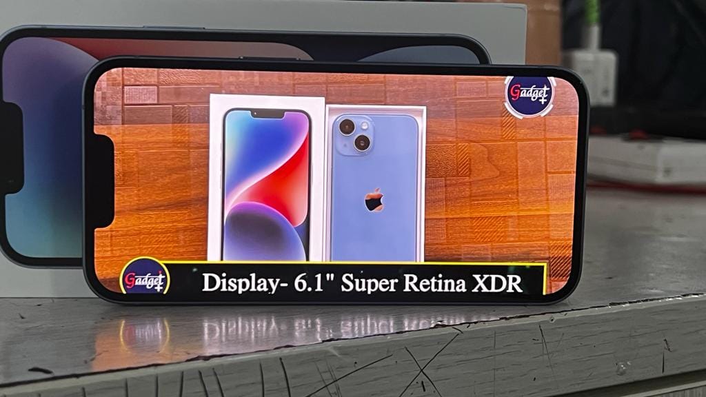 iPhone 14 Review: क्या यह नया फोन खरीदना चाहिए या iPhone 13 बेस्ट है?