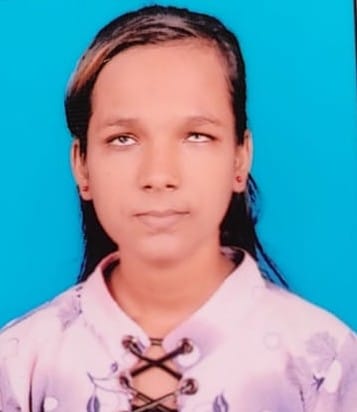 मृतक आंचल का फाइल फोटो मृतक आंचल का फाइल फोटो