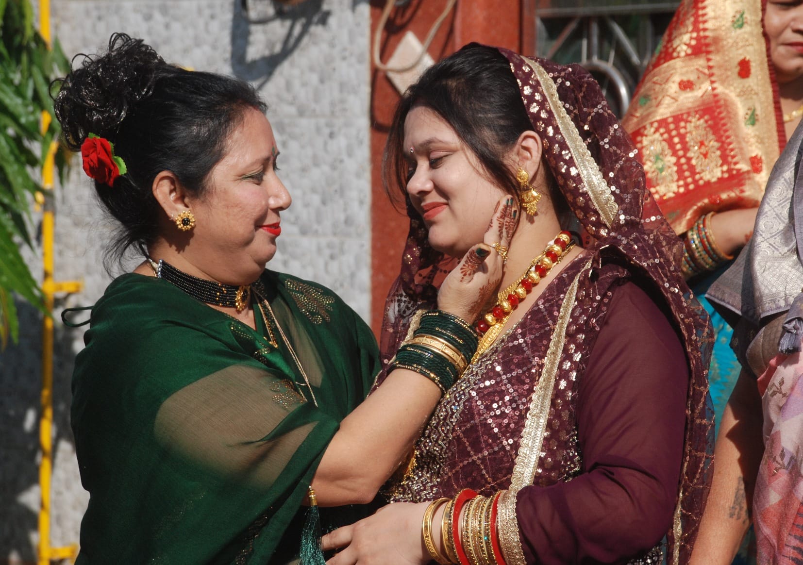 जीवन भर चेहरे पर ऐसे की खुशी झलकती रहे मेरी प्यारी देवरानी:बागपत के मास्टर कालोनी में करवा चौथ पर? जीवन भर चेहरे पर ऐसे की खुशी झलकती रहे मेरी प्यारी देवरानी:बागपत के मास्टर कालोनी में करवा चौथ पर?