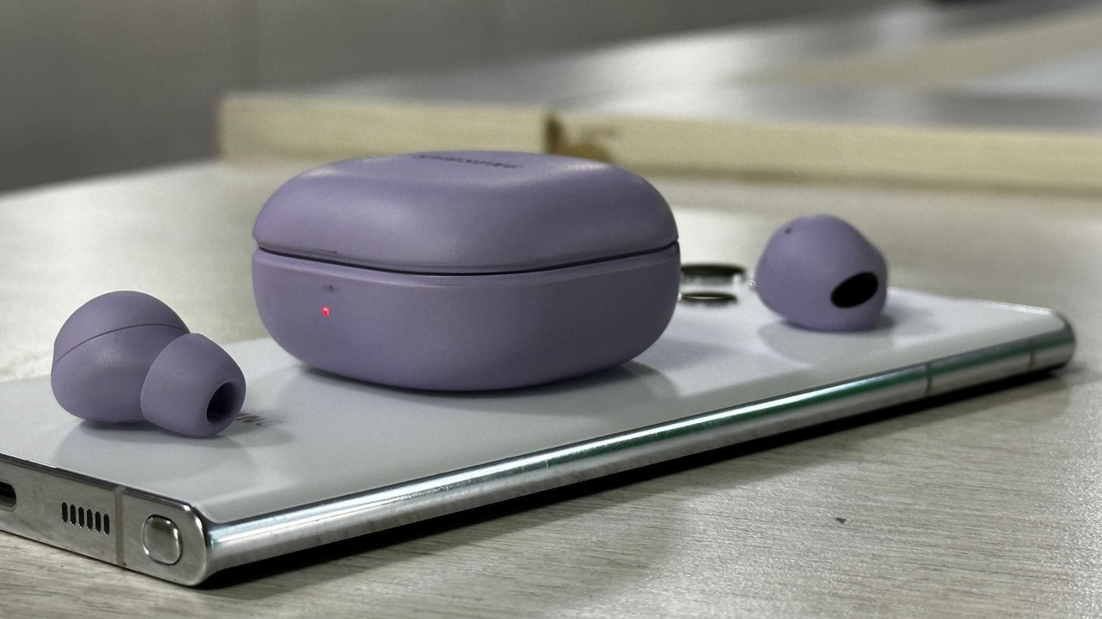 Samsung Galaxy Buds 2 Pro Review: महंगा तो है लेकिन इस्तेमाल के बाद अफसोस नहीं होगा