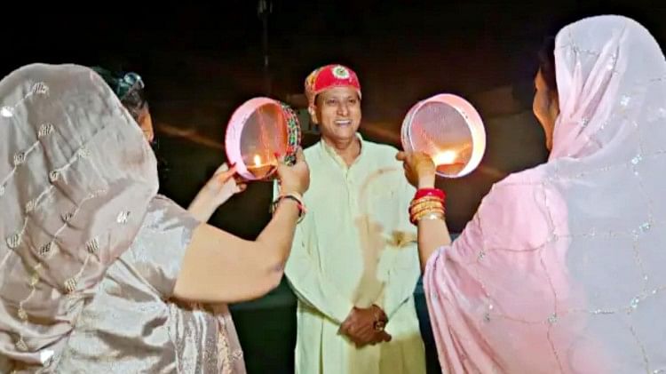 Rajasthan: बीजेपी सांसद के लिए दो पत्नियों ने रखा करवाचौथ व्रत, एक पढ़ाती हैं, दूसरी एजेंसी की मालकिन