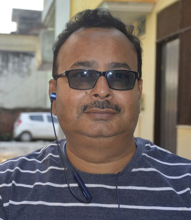 अनुपम कुलश्रेष्ठ। संवाद