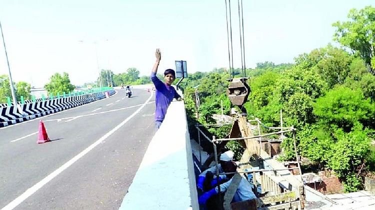 Jammu: शहर का सबसे बड़ा फ्लाईओवर बनकर तैयार, अब उद्घाटन का इंतजार
