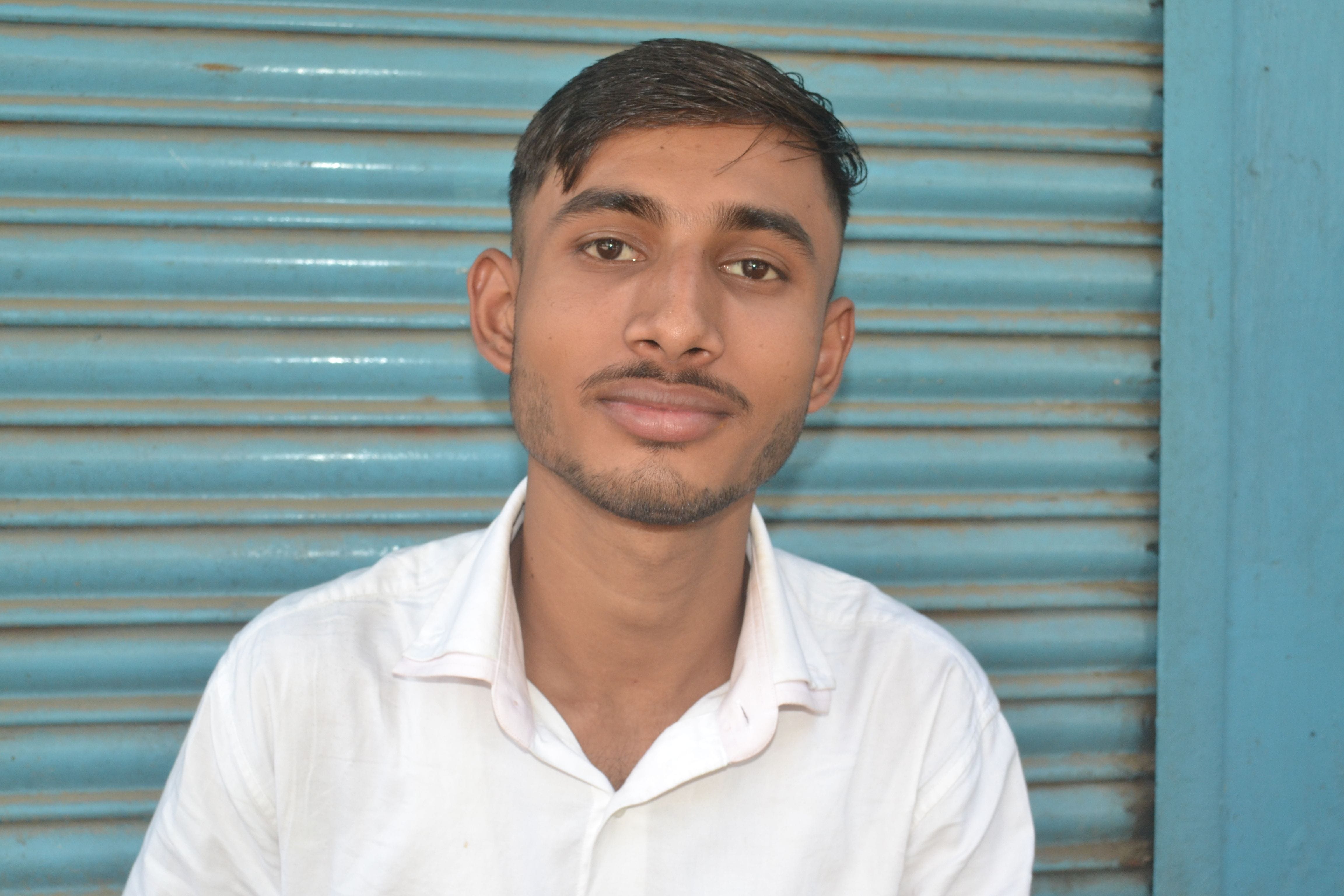 विवेक कुमार तिवारी,परीक्षार्थी। विवेक कुमार तिवारी,परीक्षार्थी।