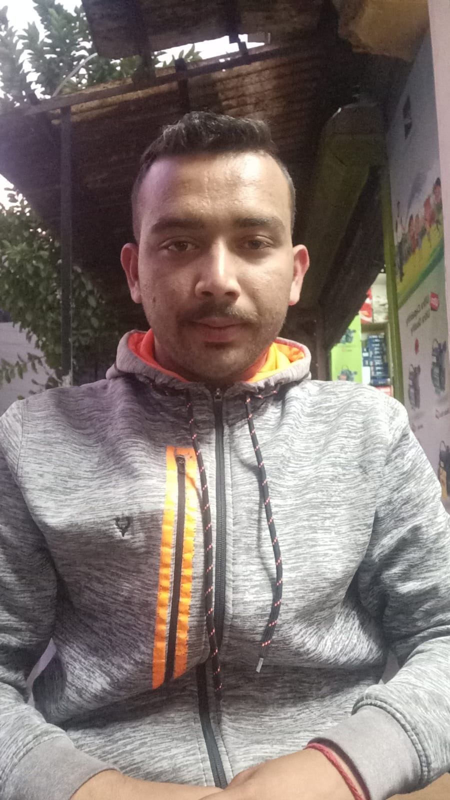 भावेश कुमार।