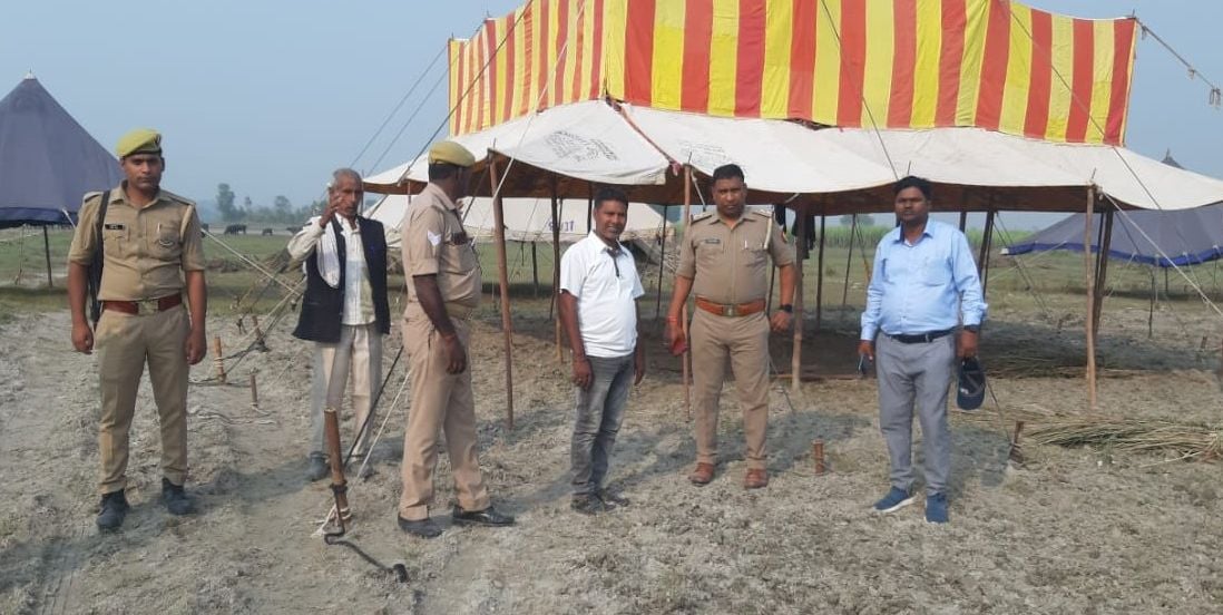 मिनी कुंभ स्थल पर अधूरी पड़ी मेला कोतवाली। संवाद मिनी कुंभ स्थल पर अधूरी पड़ी मेला कोतवाली। संवाद