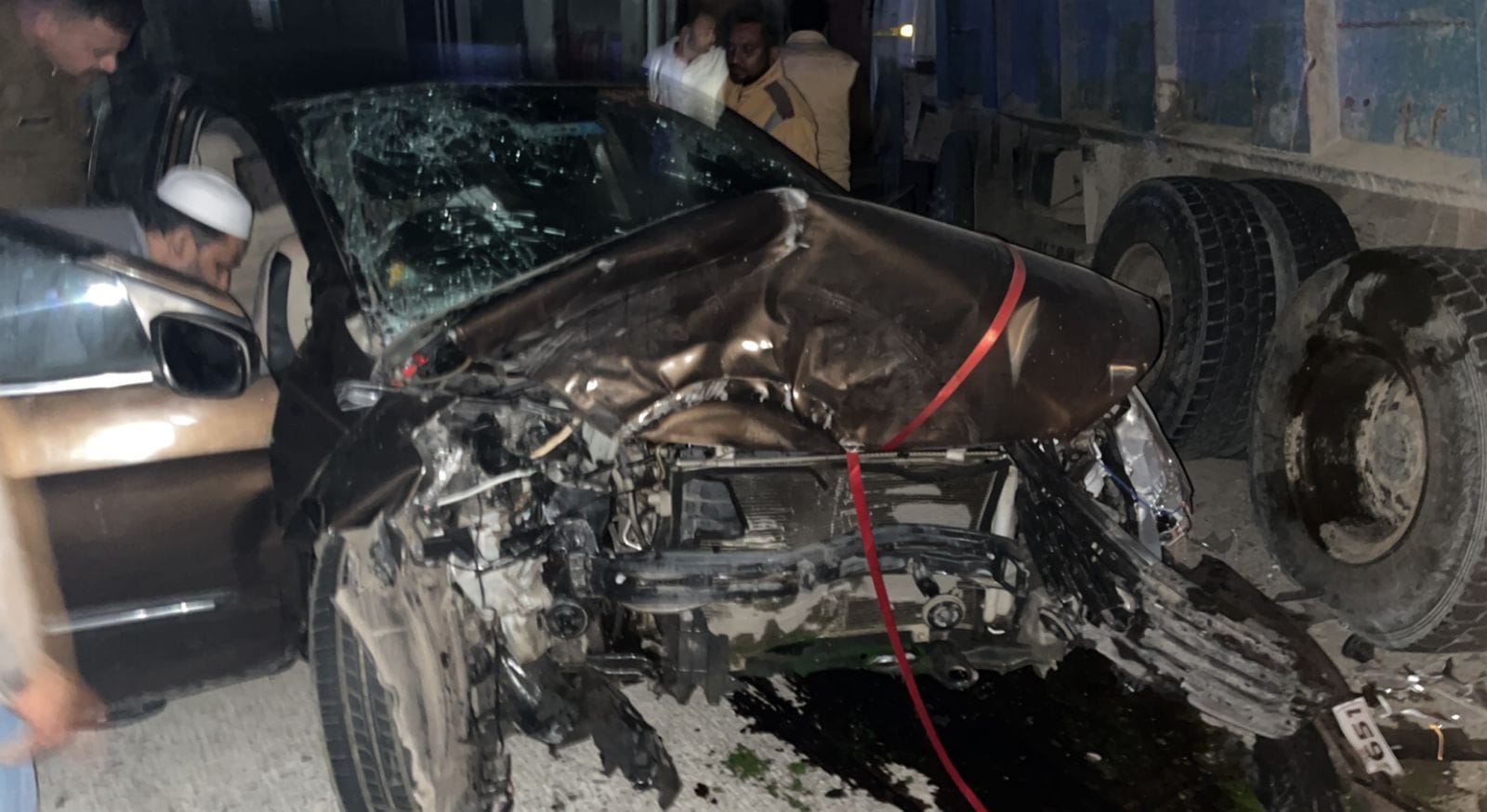 शेरकोट हादसे में क्षतिग्रस्त वाहन शेरकोट हादसे में क्षतिग्रस्त वाहन