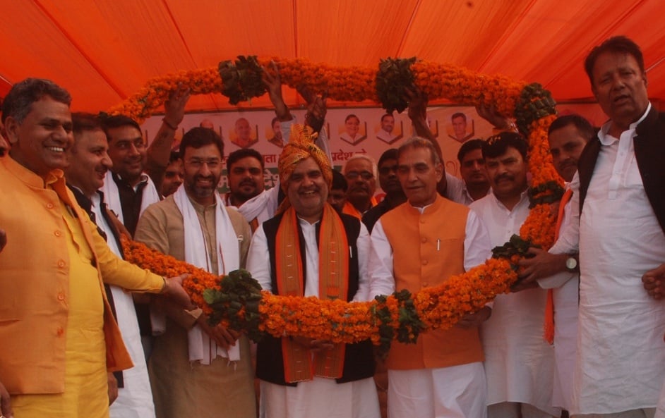 बागपत के सम्राट पृथ्वीराज डिग्री कॉलेज के मैदान में भाजपा के प्रदेश अध्यक्ष भूपेंद्र चौधरी को म? बागपत के सम्राट पृथ्वीराज डिग्री कॉलेज के मैदान में भाजपा के प्रदेश अध्यक्ष भूपेंद्र चौधरी को म?