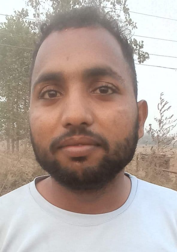 सरफाबाद निवासी कमल सरफाबाद निवासी कमल