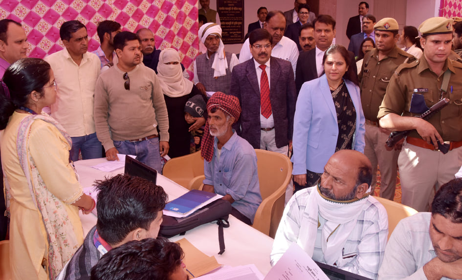 दीपानी कचहरी में राष्ट्रीय लोकअदालत का शुभारंभ करती जिला जज बबीता रानी दीपानी कचहरी में राष्ट्रीय लोकअदालत का शुभारंभ करती जिला जज बबीता रानी