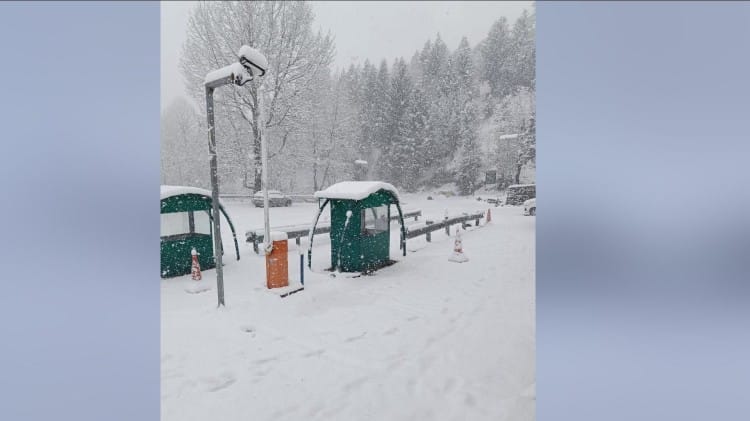 himachal weather update season first snowfall in manali and narkanda shimla