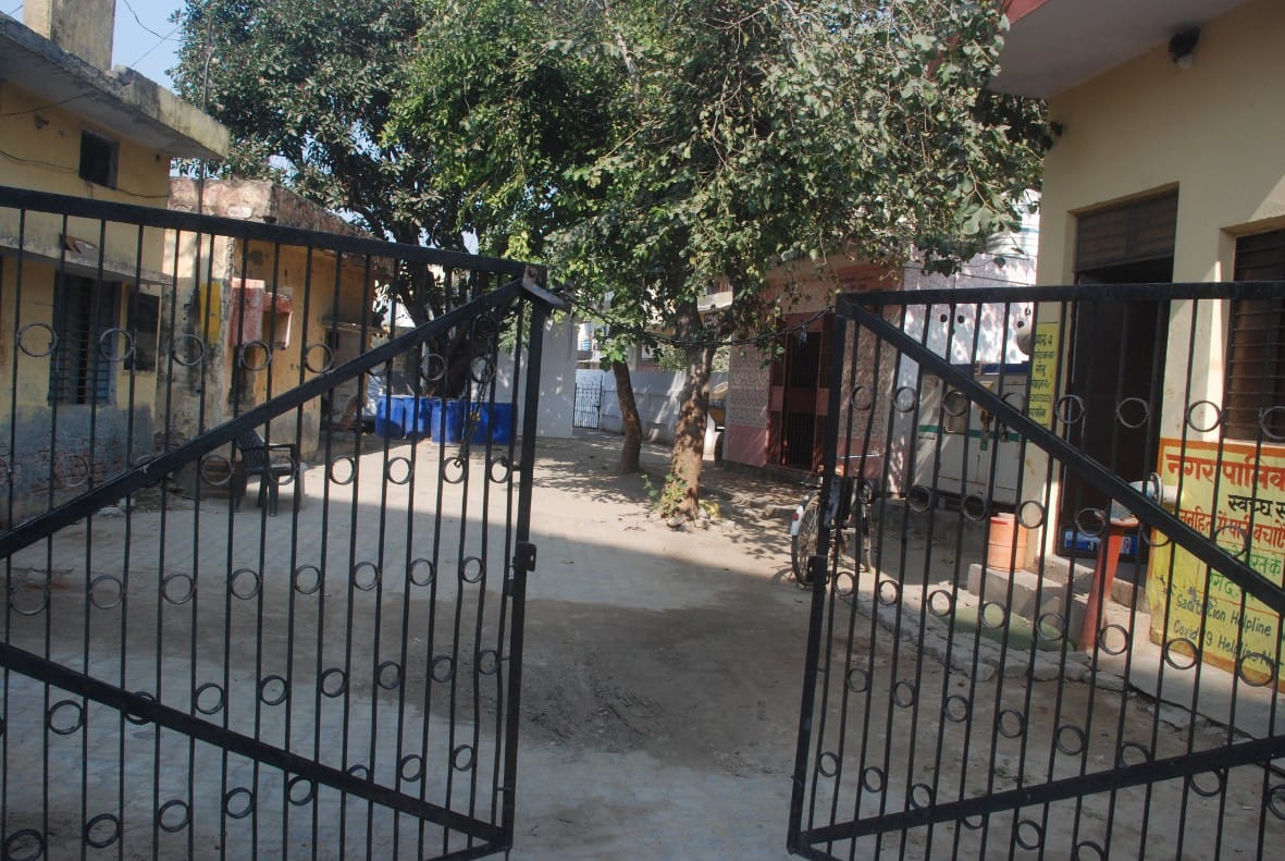 बागपत में ईओ के आवास स्थित बना पिंक शौचालय बागपत में ईओ के आवास स्थित बना पिंक शौचालय