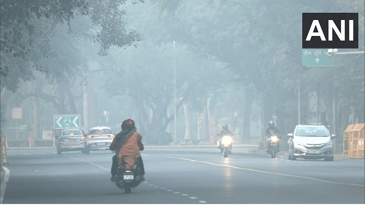 Delhi-NCR Weather: एनसीआर में शनिवार सीजन का सबसे ठंडा दिन, क्रिसमस पर और बढ़ेगी ठिठुरन, ऑरेंज अलर्ट जारी