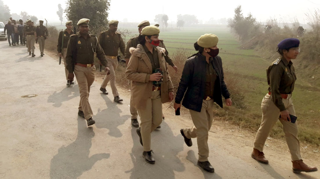 खेकड़ा फखरपुर मार्ग पर बालक शौर्य की तलाश में जुटी पुलिस टीम खेकड़ा फखरपुर मार्ग पर बालक शौर्य की तलाश में जुटी पुलिस टीम