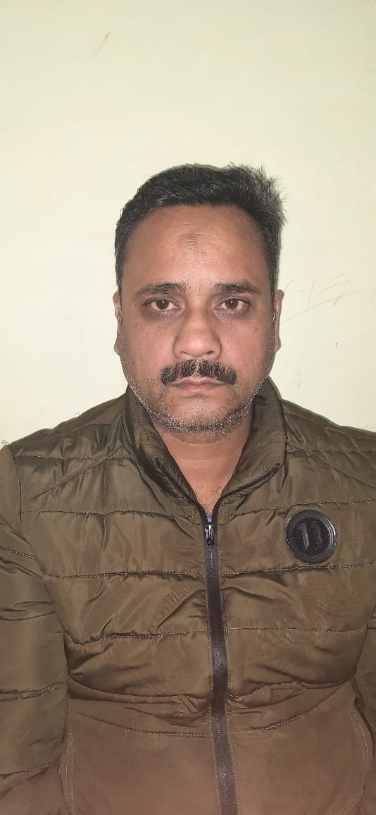 सुलेमान खान, स्थानीय। विज्ञप्ति सुलेमान खान, स्थानीय। विज्ञप्ति
