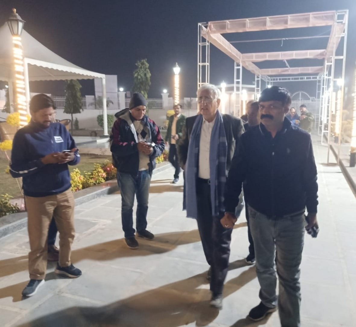 बागपत के मवीकलां गांव में राहुल गांधी की भारत जोड़ो यात्रा की सुरक्षा व्यवस्था का जायजा लेने पहु?