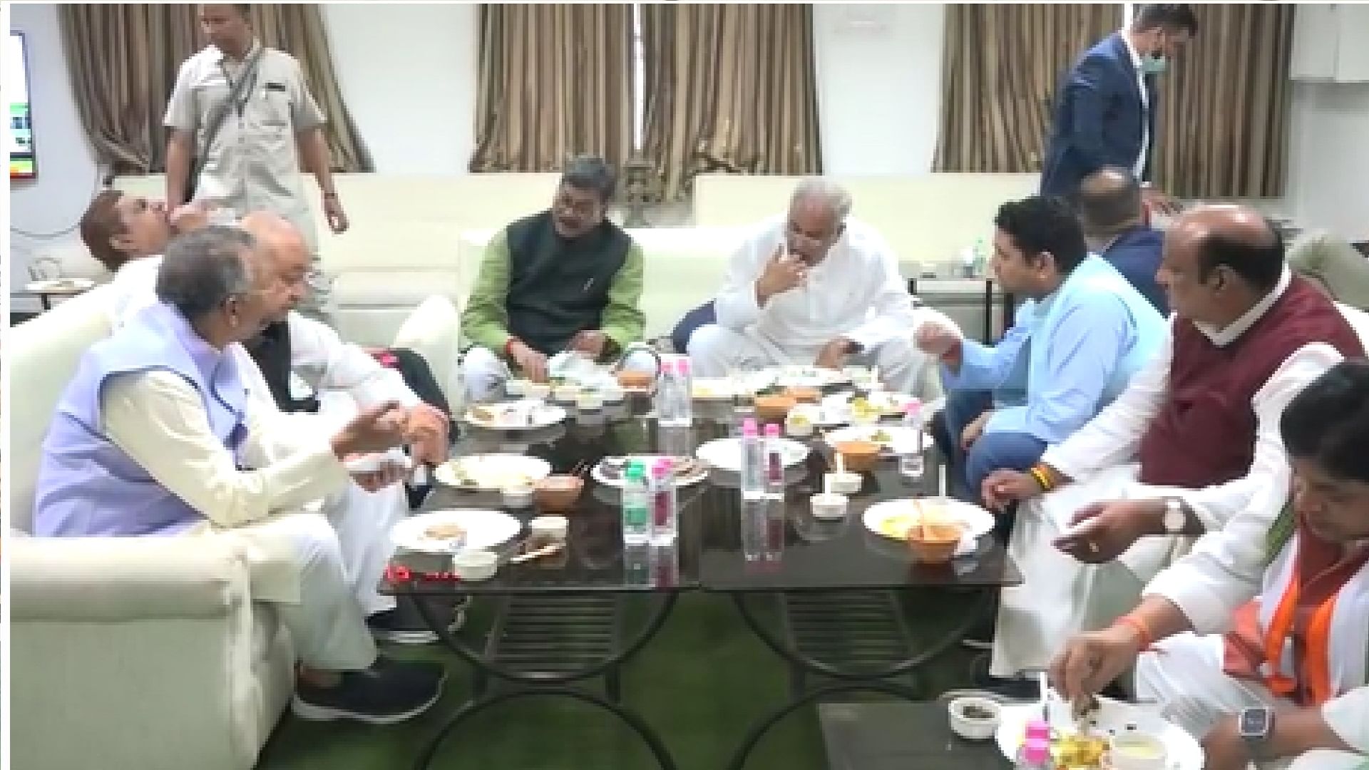 Millets Cafe Will Be Opened In Chhattisgarh, Mlas Enjoyed Dishes Made