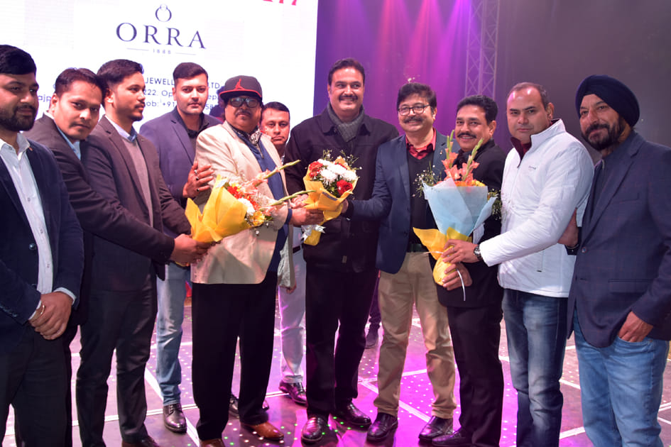 सहारनपुर क्लब में नववर्ष पर आयोजित कार्यक्रम में सम्मानित पदाधिकारी सहारनपुर क्लब में नववर्ष पर आयोजित कार्यक्रम में सम्मानित पदाधिकारी