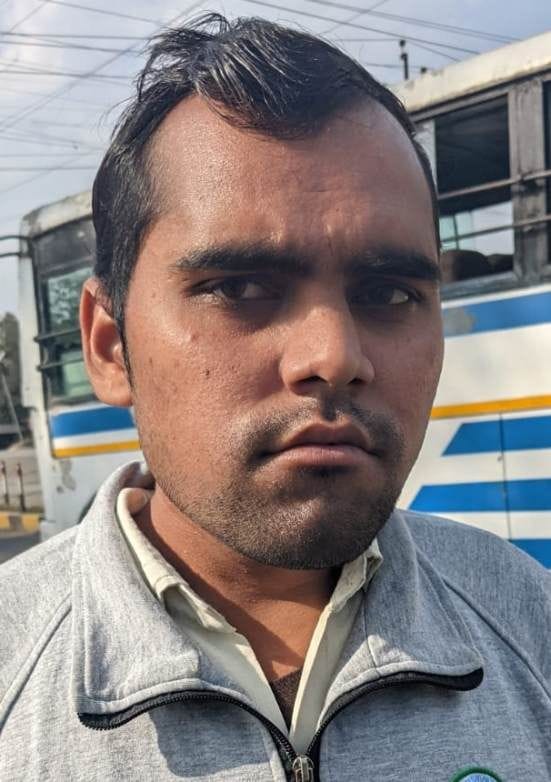 गुरनाम।