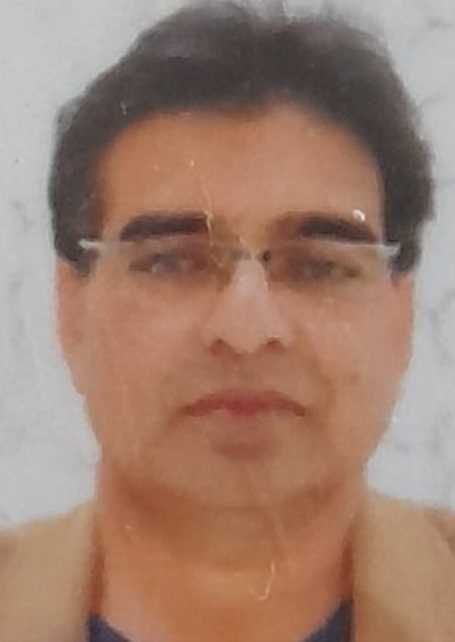 टनकपुर के एसडीएम सुंदर सिंह। टनकपुर के एसडीएम सुंदर सिंह।