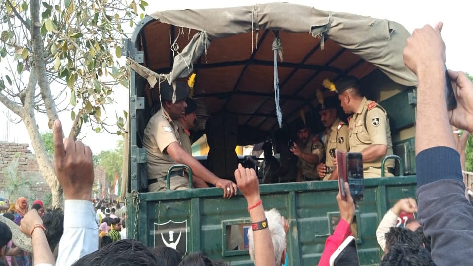 जवान का गांव पहुंचा पार्थिव शरीर