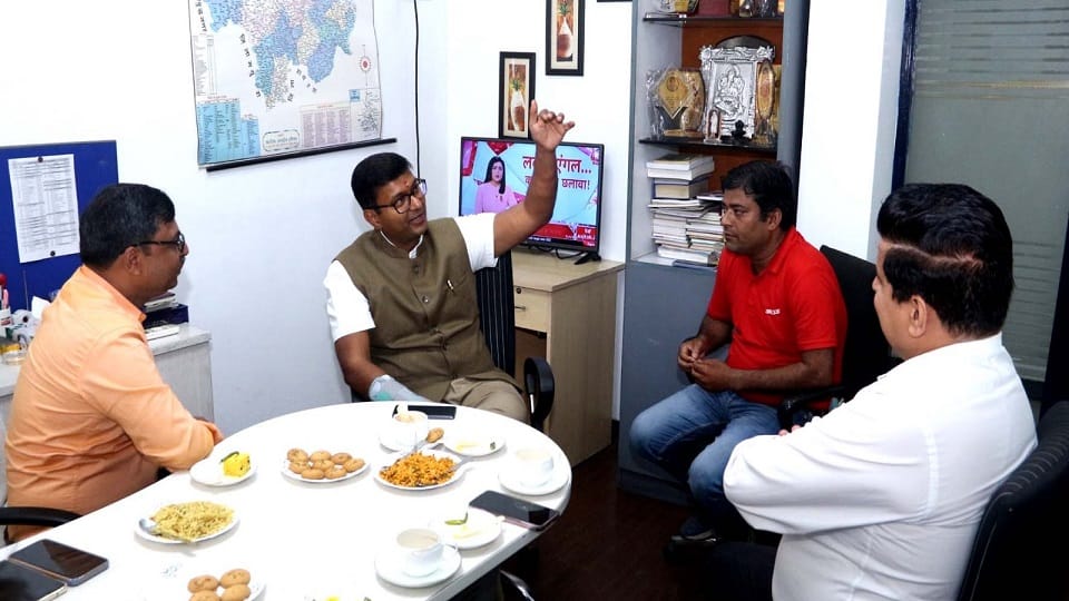 अलीगढ़ मेयर प्रशांत सिंघल