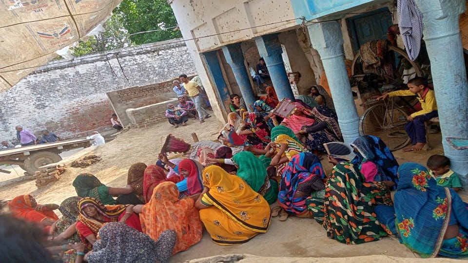 विलाप करते परिजन