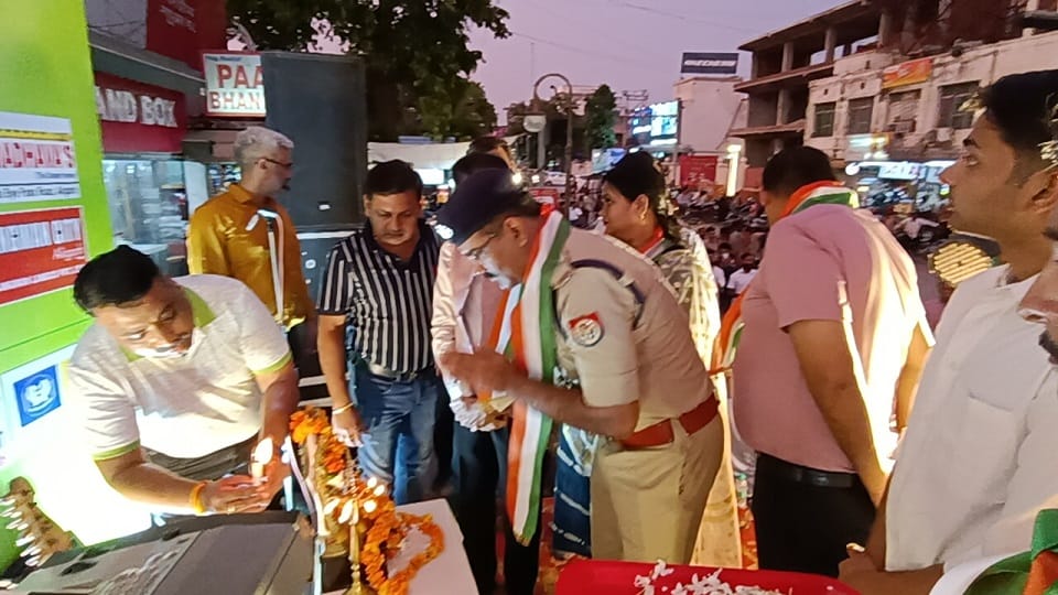 दीप प्रज्जवलन