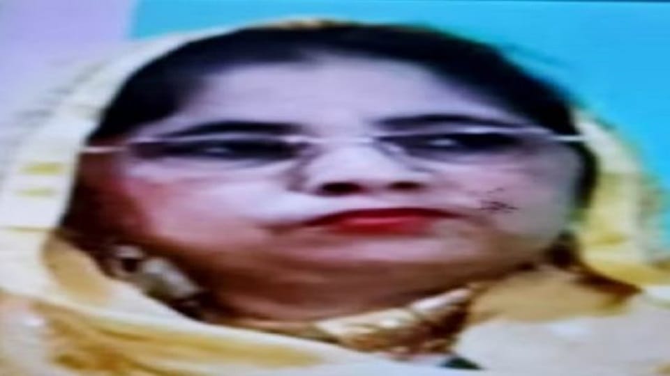 मृतक इशरत जहां