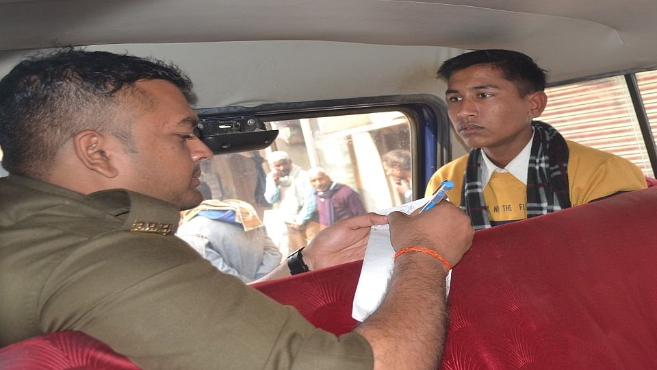 आरोपी हिरासत में
